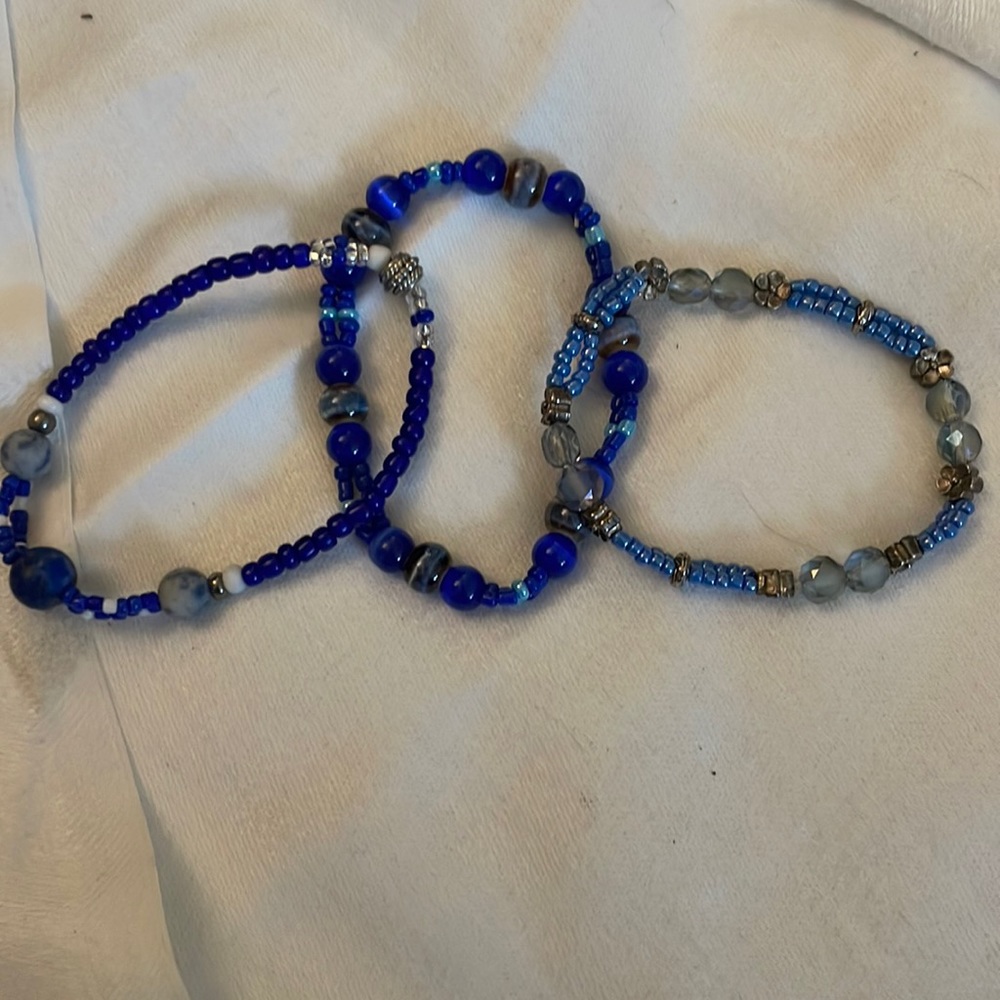 Handmade Jewelry 3 Stack of Blue Elastic Bracelets w Both New & Upcycled Beads